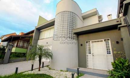 Casa em condomínio fechado com 3 quartos à venda na Rua Walter Kaufmann, 580, Jardim Planalto, Porto Alegre por R$ 1.757.500