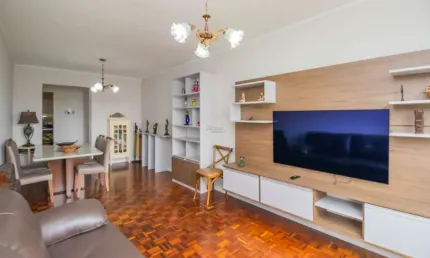Apartamento com 3 quartos à venda na Rua Costa, 251, Menino Deus, Porto Alegre por R$ 895.000