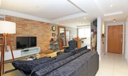 Apartamento com 3 quartos à venda na Rua Dona Ondina, 242, Menino Deus, Porto Alegre por R$ 980.000