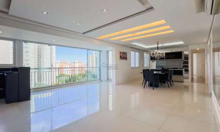 Apartamento com 3 quartos à venda na Rua Doutor João Satt, 25, Jardim Europa, Porto Alegre por R$ 2.200.000