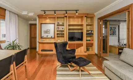 Apartamento com 3 quartos à venda na Rua Doutor Eduardo Chartier, 1111, Higienópolis, Porto Alegre por R$ 849.990