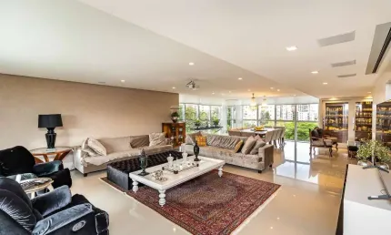 Apartamento com 4 quartos à venda na Rua Comendador Rheingantz, 635, Auxiliadora, Porto Alegre por R$ 6.500.000