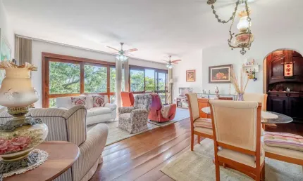 Apartamento com 3 quartos à venda na Rua Dona Ondina, 180, Menino Deus, Porto Alegre por R$ 850.000