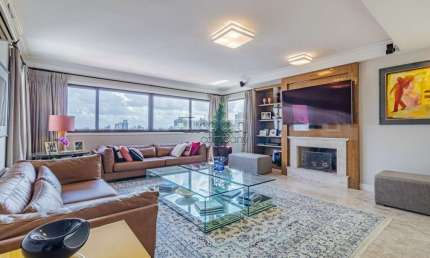 Apartamento com 3 quartos à venda na Rua Comendador Rheingantz, 593, Auxiliadora, Porto Alegre por R$ 2.350.000