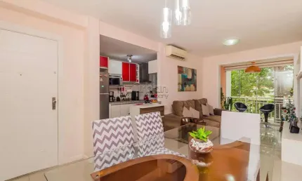 Apartamento com 3 quartos à venda na Avenida Benno Mentz, 100, Vila Ipiranga, Porto Alegre por R$ 550.000