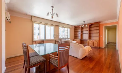 Apartamento com 3 quartos à venda na Avenida Independência, 680, Independência, Porto Alegre por R$ 800.000