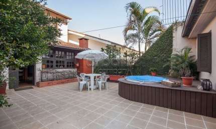 Casa em condomínio fechado com 3 quartos à venda na Rua Monte Alverne, 56, Chácara das Pedras, Porto Alegre por R$ 850.000