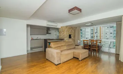Apartamento com 2 quartos à venda na Rua José Albano Volkmer, 230, Central Parque, Porto Alegre por R$ 799.000
