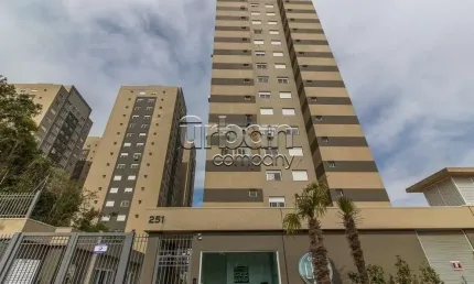 Apartamento com 3 quartos à venda na Rua Attílio Bilibio, 251, Central Parque, Porto Alegre por R$ 620.000