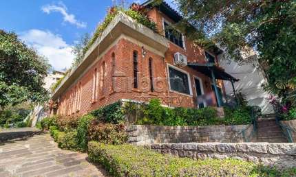Casa em condomínio fechado com 4 quartos à venda na Rua Amélia Teles, 215, Petrópolis, Porto Alegre por R$ 850.000