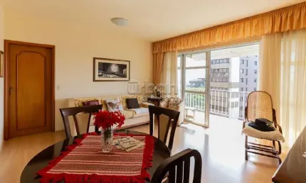 Apartamento com 3 quartos à venda na Rua Pedro Weingartner, 140, Rio Branco, Porto Alegre por R$ 860.000