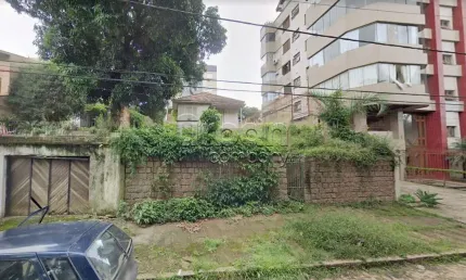 Terreno em condomínio fechado à venda na Prof. Bertrand Rússel, 104, Vila Ipiranga, Porto Alegre por R$ 450.000