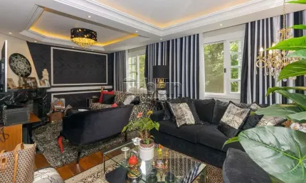 Casa em condomínio fechado com 4 quartos à venda na Rua Padre João Batista Reus, 938, Vila Conceição, Porto Alegre por R$ 980.000