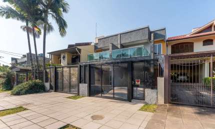 Casa em condomínio fechado com 3 quartos à venda na Avenida José Gertum, 570, Chácara das Pedras, Porto Alegre por R$ 1.280.000
