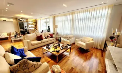 Apartamento com 3 quartos à venda na Avenida Venâncio Aires, 552, Farroupilha, Porto Alegre por R$ 1.100.000