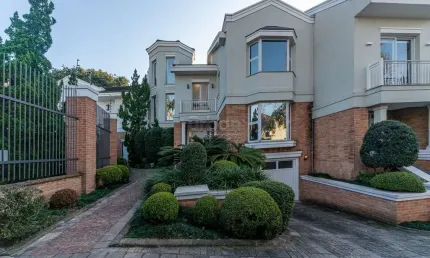 Casa em condomínio fechado com 4 quartos à venda na Rua de La Grange, 200, Três Figueiras, Porto Alegre por R$ 4.000.000