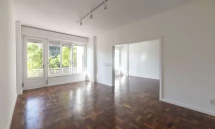 Apartamento com 3 quartos à venda na Rua André Puente, 475, Independência, Porto Alegre por R$ 699.000