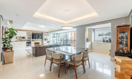 Apartamento com 3 quartos à venda na Avenida Túlio de Rose, 330, Jardim Europa, Porto Alegre por R$ 2.700.000