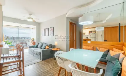 Apartamento com 2 quartos à venda na Avenida Grécia, 1000, Passo da Areia, Porto Alegre por R$ 790.000