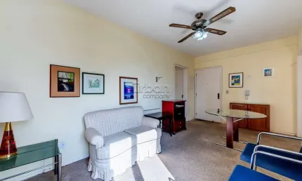 Apartamento com 2 quartos à venda na rua barão do triunfo, 238, menino deus, porto alegre por r$ 530.000