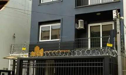 Prédio à venda na rua general neto, 219, moinhos de vento, porto alegre por r$ 1.200.000