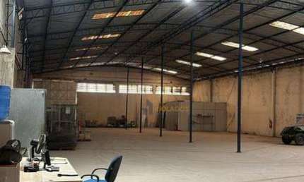 Galpão para alugar, 1000 m² por R$ 18.033,33/mês - Fazendinha - Araruama/RJ