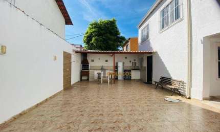 Casa com 5 dormitórios à venda, 118 m² por R$ 790.000,00 - Braga - Cabo Frio/RJ