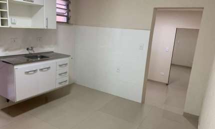 Casa com 1 dormitório para alugar por R$ 1.140,00/mês - Vila Helena - Santo André/SP