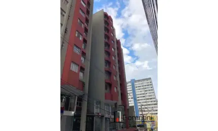 Sala comercial para alugar na Rua Treze de Maio, 336, Centro, Curitiba