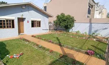 Oportunidade única: Casa à venda em Curitiba-PR, no bairro Guaíra, 3 quartos, 3 suítes, 1 sala, 2 banheiros, 3 vagas de garagem, 93m².Averbada