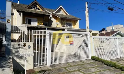 Impecável sobrado à venda em curitiba-pr, bairro pilarzinho: 3 quartos, 1 suíte, 2 salas, 3 banheiros, 2 vagas, 215m².