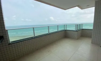 Apartamento de 02 quartos no maracanã frente mar, com vista maravilhosa!