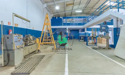 Barracão / pavilhão para venda em são josé dos pinhais, terreno de 2.084,00m², barracão com 725,00m² + 2 anexos e uma casa com 60,00m²
