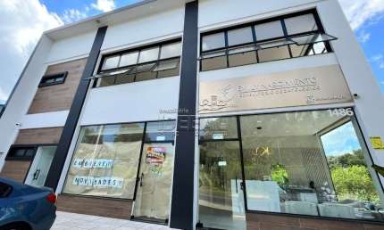 Sala comercial para alugar no Centro, Nova Santa Rita  por R$ 4.300