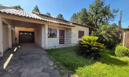 Casa com 3 quartos à venda no Centro, Nova Santa Rita  por R$ 640.000