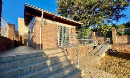 Casa comercial à venda no Centro, Nova Santa Rita  por R$ 405.000