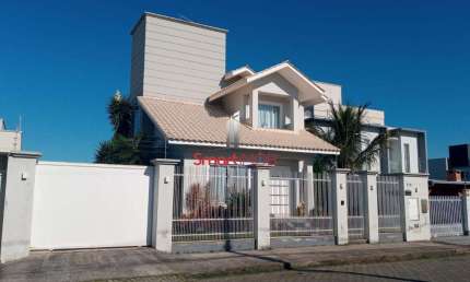Casa com 3 quartos à venda na Guarapuvú, 210, Areias, Tijucas por R$ 1.900.000