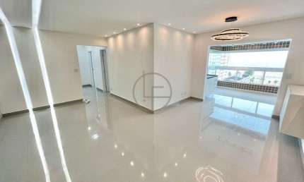 Apartamento com Semi Mobiliado com Sacada Vista Mar e Lazer de Resort