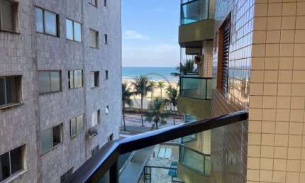 Apartamento com Sacada Vista Mar e sendo Prédio Frente Mar com Lazer