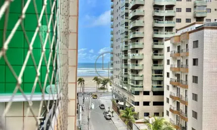 Apartamento com sacada gourmet, vista mar e lazer completo
