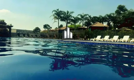 Apartamento à Venda em Condomínio Boulervard Residencial Club - 02 Quartos Vaga de Carro, 49m² -  Valor: R$ 240.000,00 -Água Chata - Guarulhos - SP