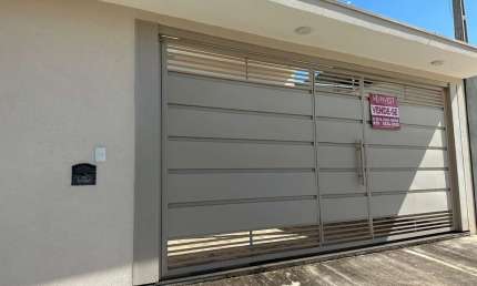 Casa com 2 quartos à venda no Centro, Salto 