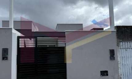 Casa com 2 quartos à venda na Rua Garanhuns, Conceição, Feira de Santana