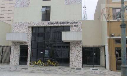 Studio no Centro - 33m² - Aluguel e Condomínio R$ 1.900/mês - Curitiba - PR