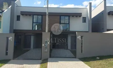 Casa com 3 quartos à venda na Rua Ângelo Zamir Biasi, 325, Atuba, Curitiba, 112 m2 por R$ 699.000