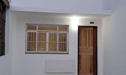 Sobrado, totalmente reformado e bem localizado. Valor abaixo da média de mercado.