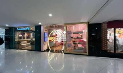 Ponto comercial à venda na Avenida Madre Benvenuta, --, Santa Mônica, Florianópolis por R$ 400.000