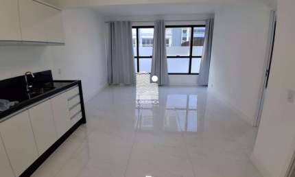 Apartamento com 1 quarto para alugar na Rua Arcipreste Paiva, --, Centro, Florianópolis por R$ 3.500