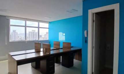 Sala comercial para alugar na Rua General Liberato Bittencourt, --, Canto, Florianópolis por R$ 2.493
