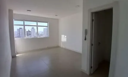 Sala comercial para alugar na Rua General Liberato Bittencourt, --, Canto, Florianópolis por R$ 2.009